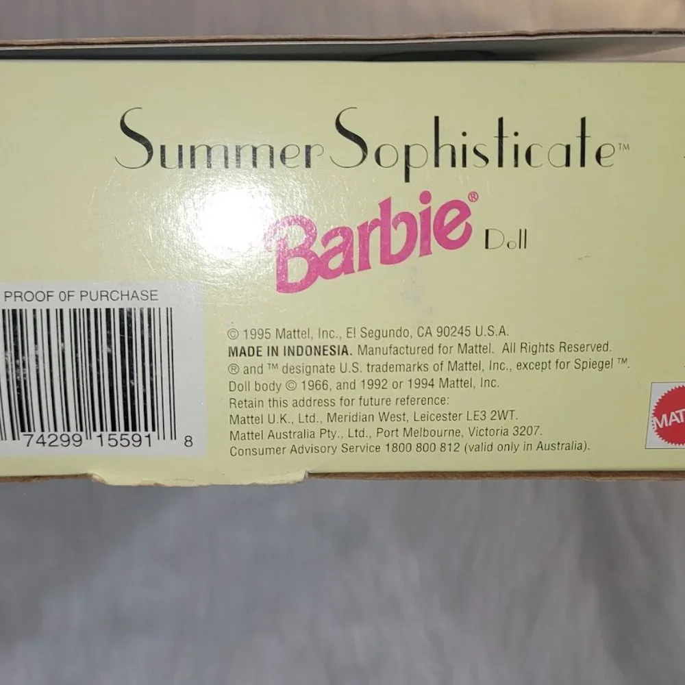Spiegel Summer Sophisticate Barbie - Picture 7 of 10